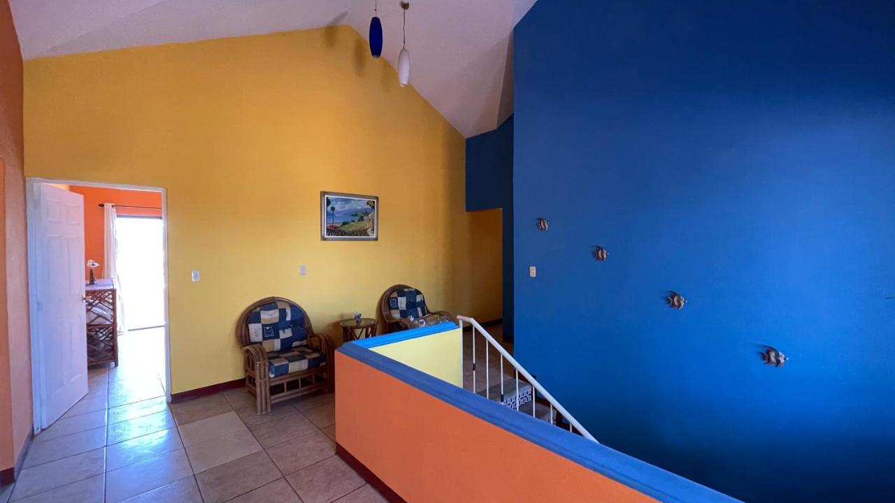 Chalet En Puerto San Jose Exterior photo