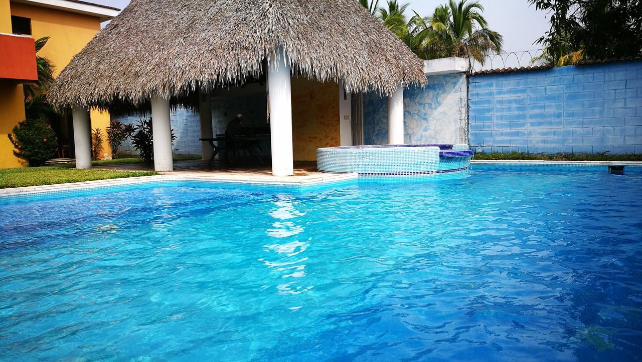 Chalet En Puerto San Jose Exterior photo