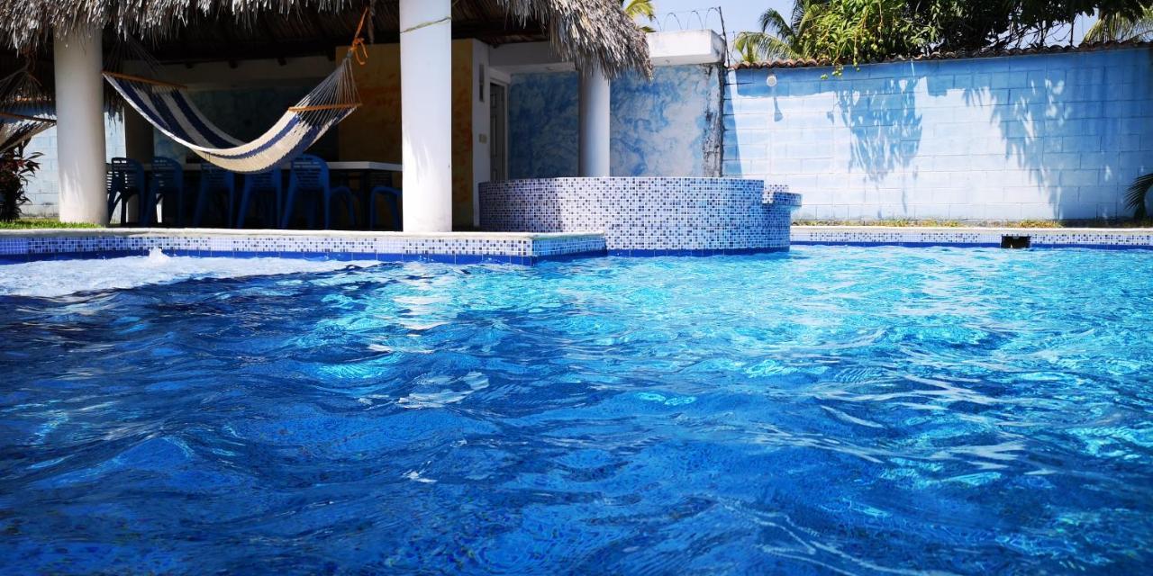 Chalet En Puerto San Jose Exterior photo