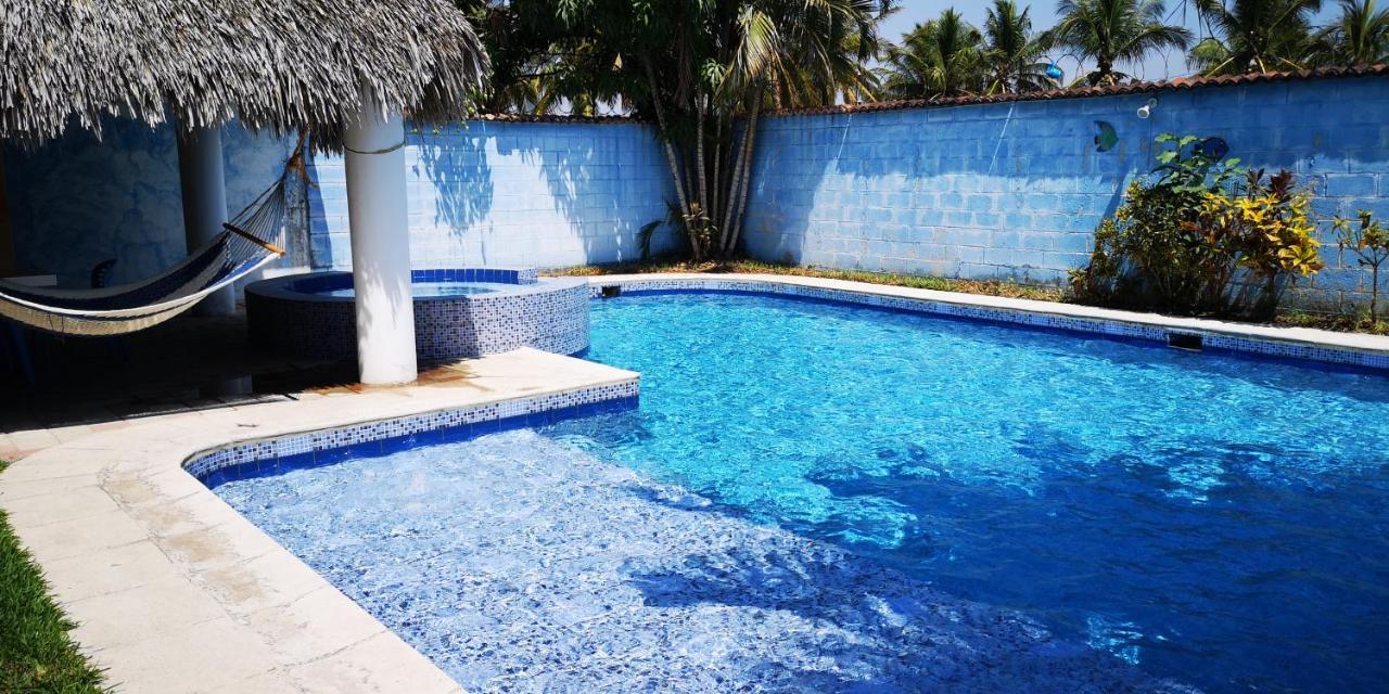 Chalet En Puerto San Jose Exterior photo